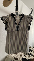 Black & white top